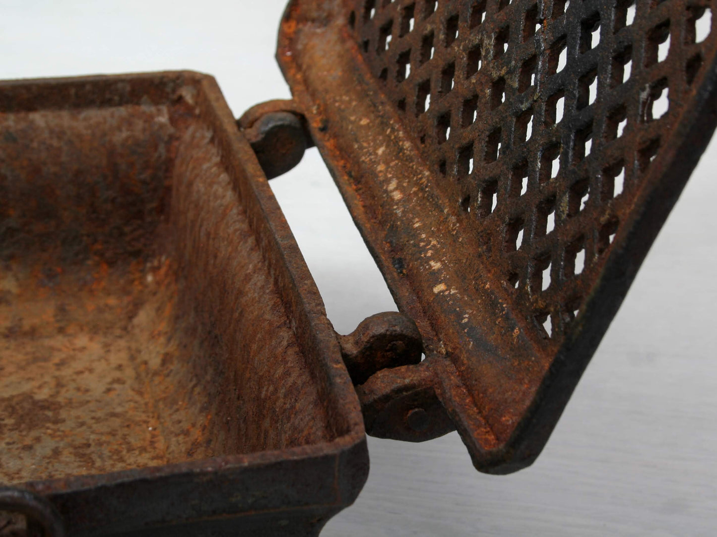 French Antique-Foot Warmer-Antique Cast Iron-Fireplace Decor-Antique-Unique Planter-Unique Gift Ideas-Front Porch Decor-Vintage Cast Iron