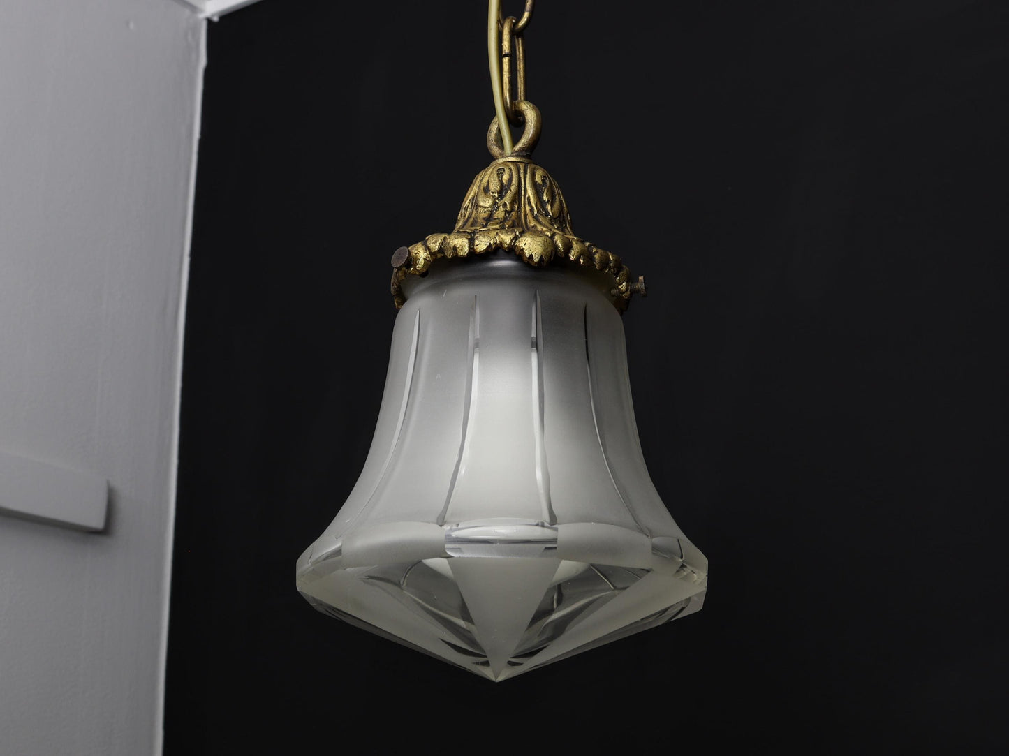 Antique glass Pendant Light| Entryway Lighting Fixture| Brass Pendant Light- Vintage Home Decor