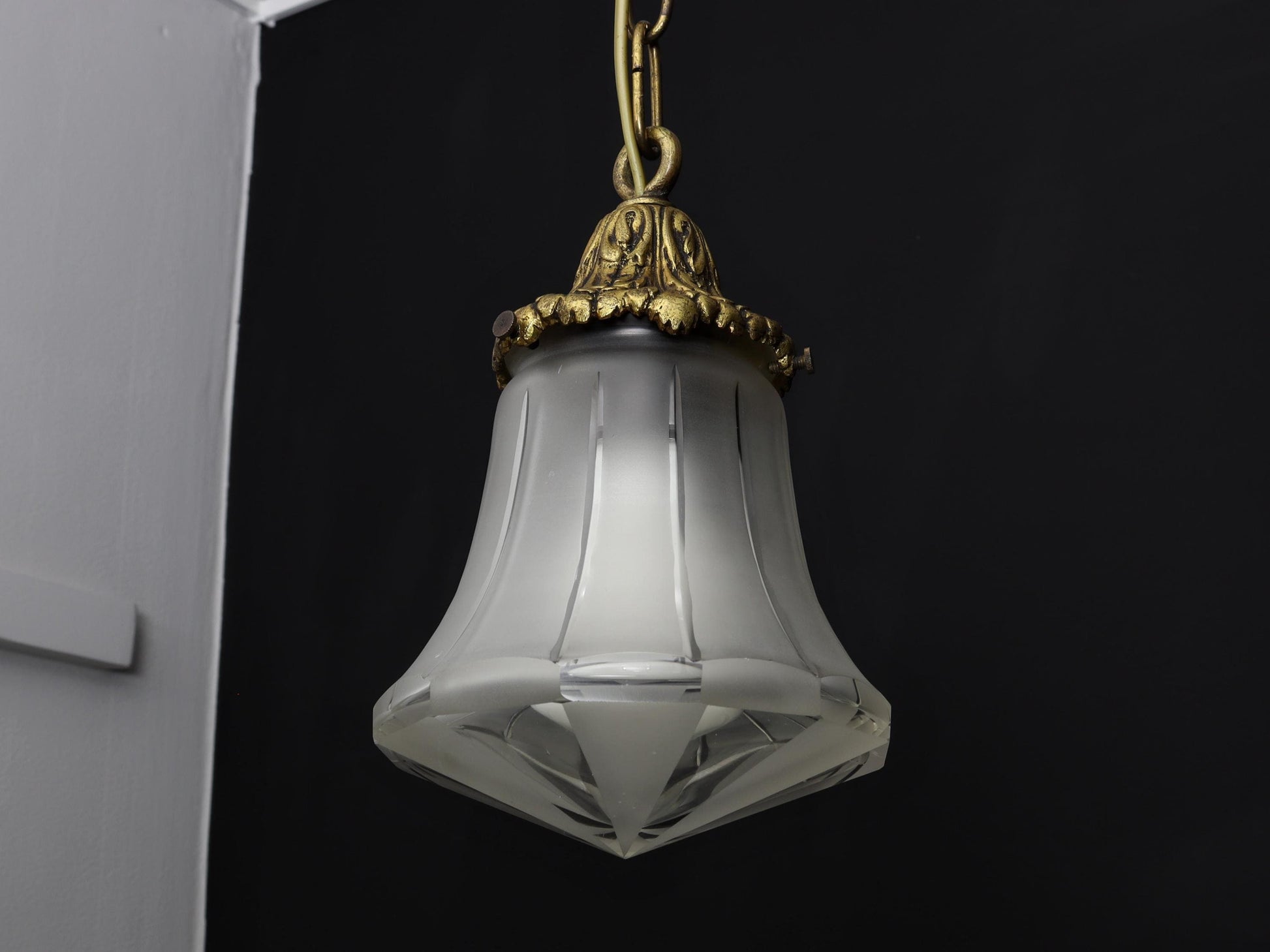 Antique glass Pendant Light| Entryway Lighting Fixture| Brass Pendant Light- Vintage Home Decor