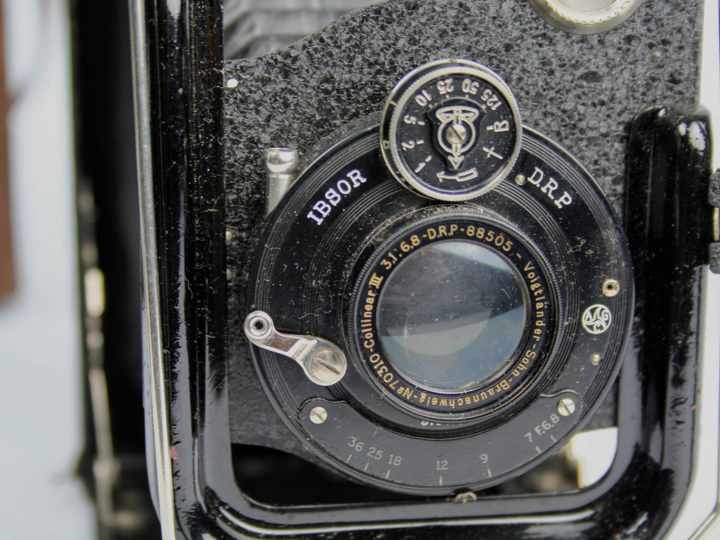 Voigtländer IBSOR D.R.P Folding Plate Camera with Case