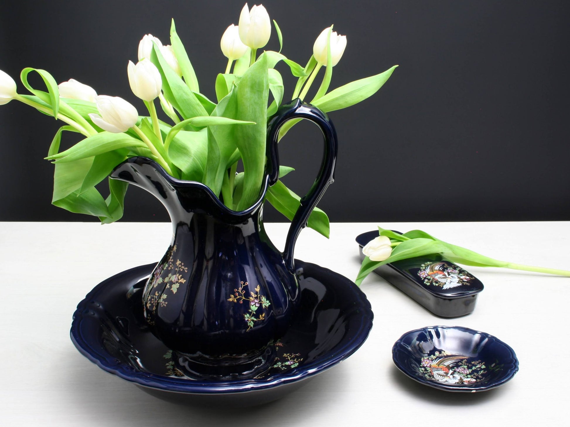 Vintage Wash Basin 4 piece set - pitcher, wash basin, soap dish & toothbrush holder | Vintage Decor Home Decorations | Bathroom Decor Deals