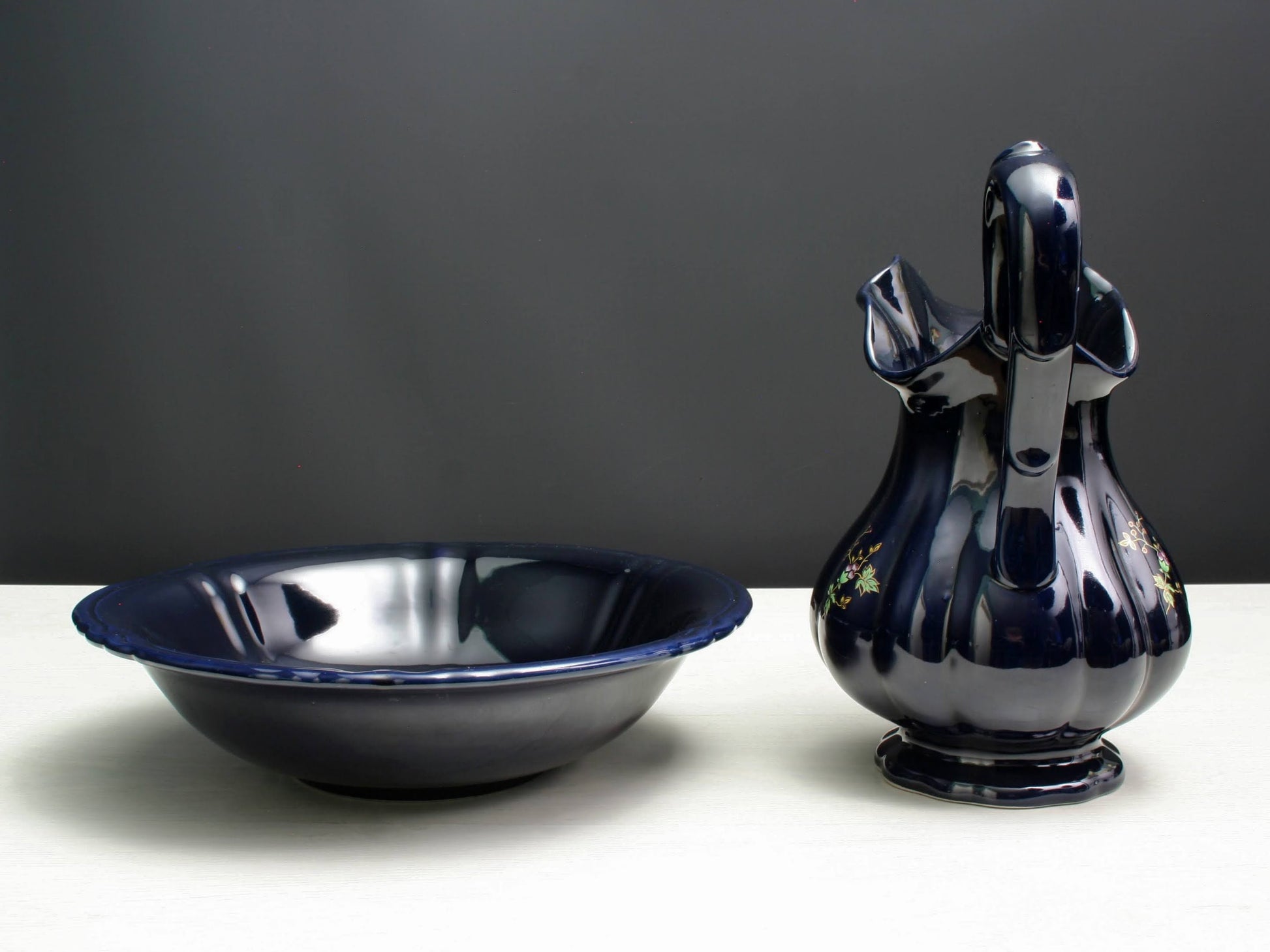 Vintage Wash Basin 4 piece set - pitcher, wash basin, soap dish & toothbrush holder | Vintage Decor Home Decorations | Bathroom Decor Deals