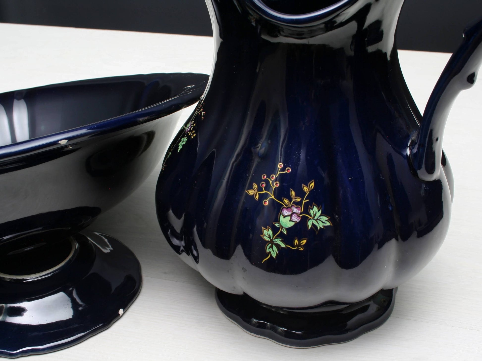 Vintage Wash Basin 4 piece set - pitcher, wash basin, soap dish & toothbrush holder | Vintage Decor Home Decorations | Bathroom Decor Deals