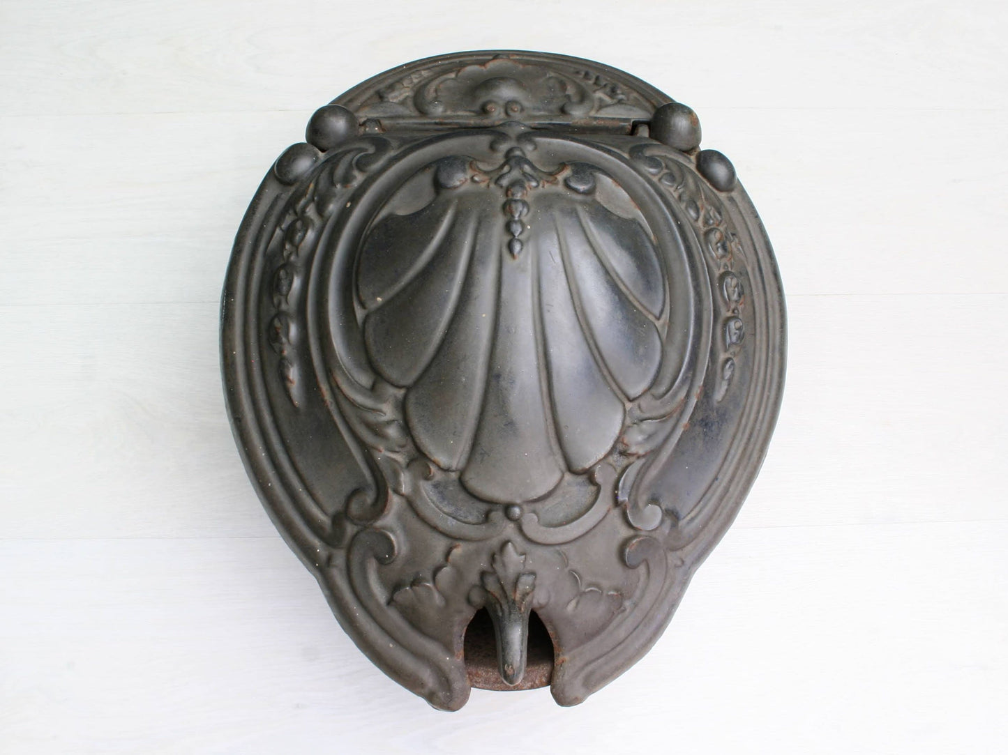 Cast Iron Coal Scuttle | Antique Coal Bucket | Fireplace Decor | Antique Iron Ash Bucket | Antique Decor Fireplace Tools