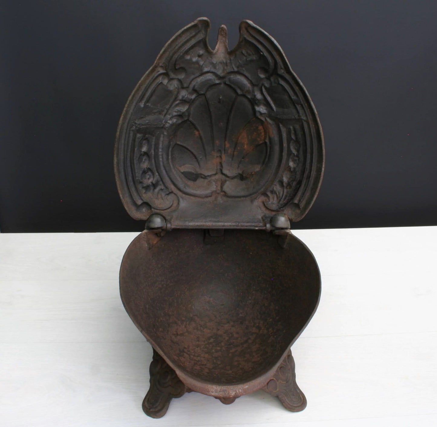 Cast Iron Coal Scuttle | Antique Coal Bucket | Fireplace Decor | Antique Iron Ash Bucket | Antique Decor Fireplace Tools