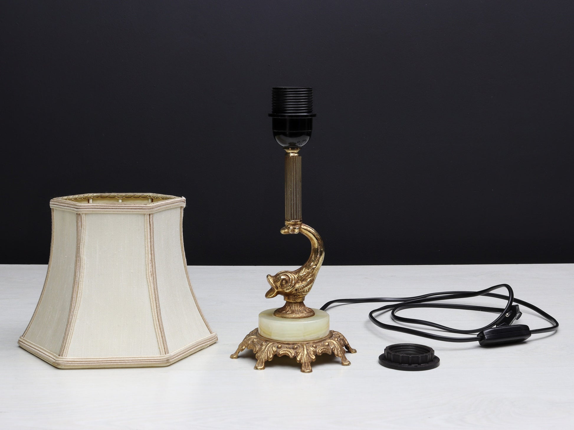 Unique Table Lamp | Accent Lamp / Bedside Lamp | Vintage Home Decor
