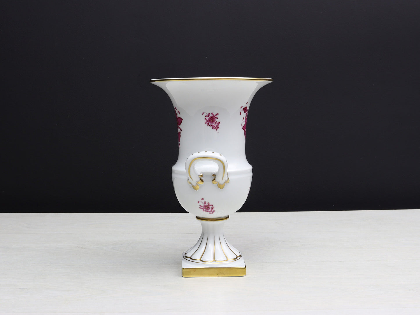 Beautiful Herend hand-painted porcelain vase