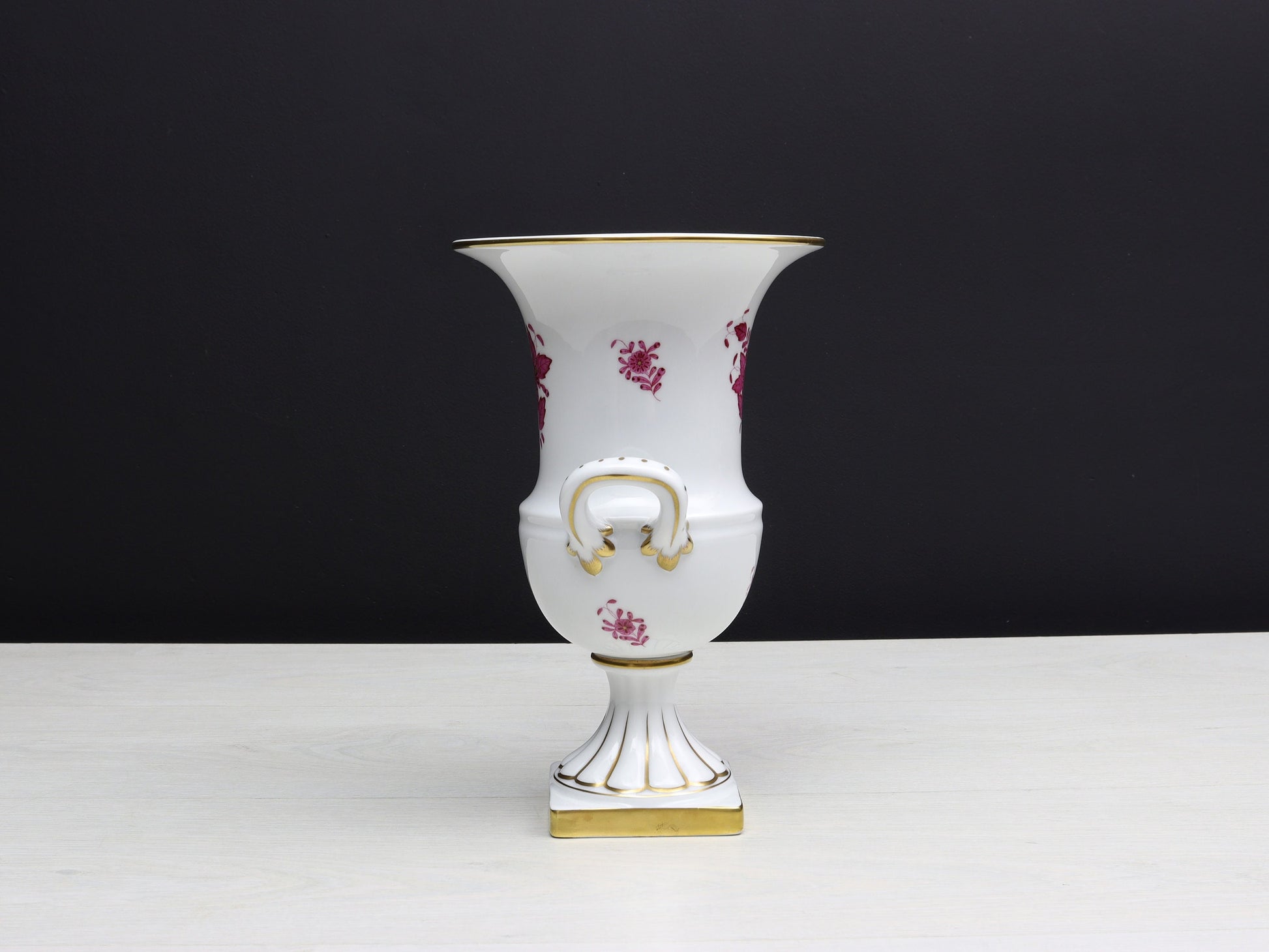 Beautiful Herend hand-painted porcelain vase