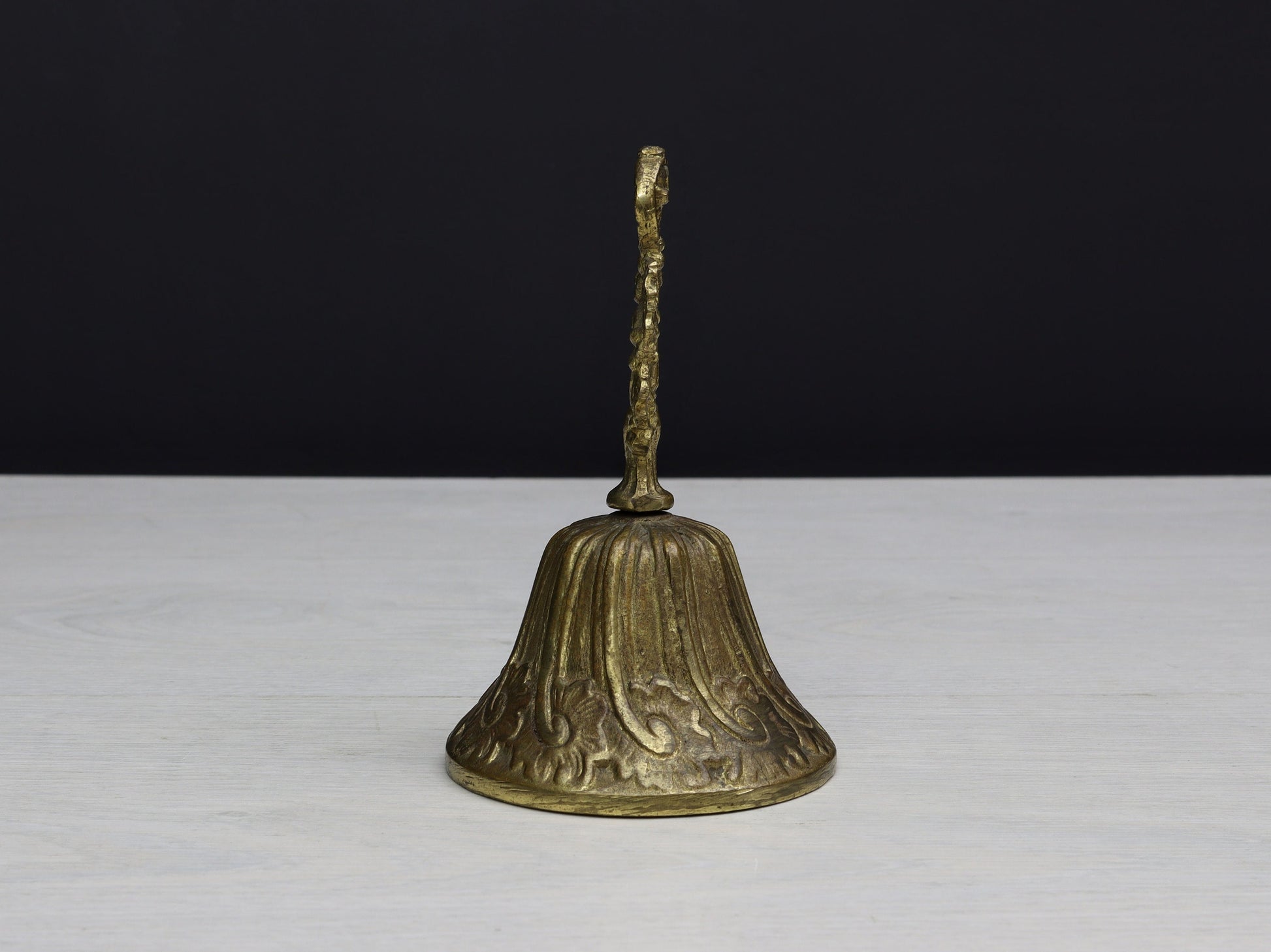 Bronze Hand Bell-Dinner Bell | Table Bell-Desk Ornament | Vintage Home Decor