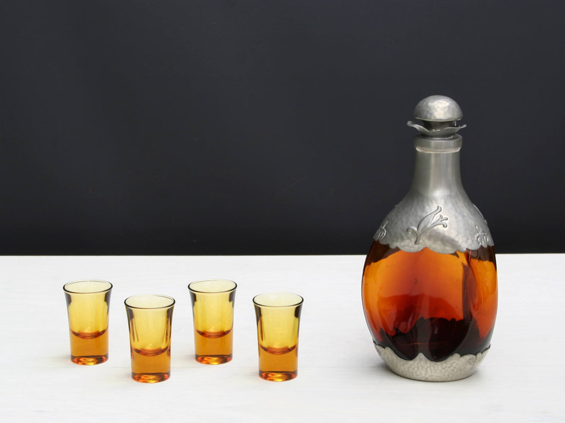 Vintage Glass - Art Deco Decanter Set | Dutch Liquor Bottle & 4 Shot Glasses 