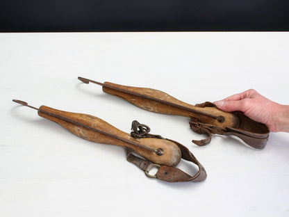 Antique Ice Skates