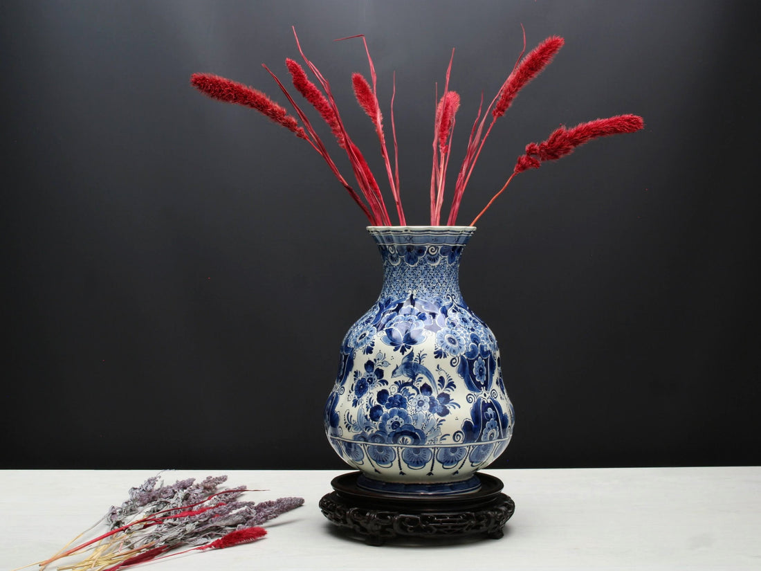 Blue and White Vase - Delfts Blauw Ceramic Vase with Wood Stand